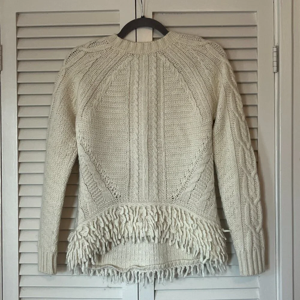Banana Republic women's Fringe-Hem Cable-Knit Sweater cream small
